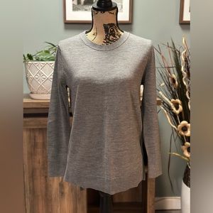 Banana Republic 100% Merino Extra Fine Wool Crew Neck Sweater. Size Small.